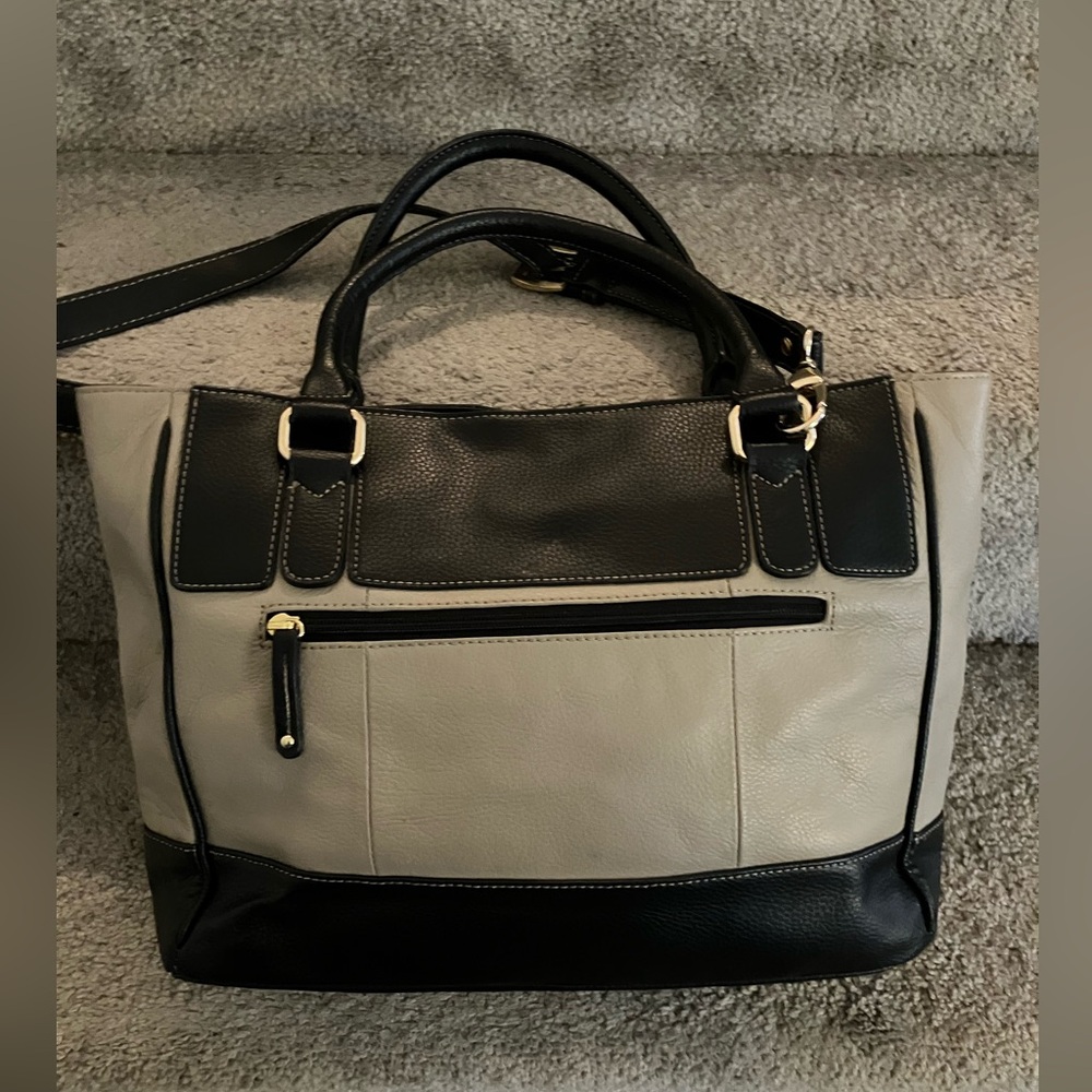 LIKE NEW! PERFECT AND SPOTLESS!TIGNANELLO BLACK & TAUPE LEATHER TOTE CROSSBODY - Picture 3 of 13
